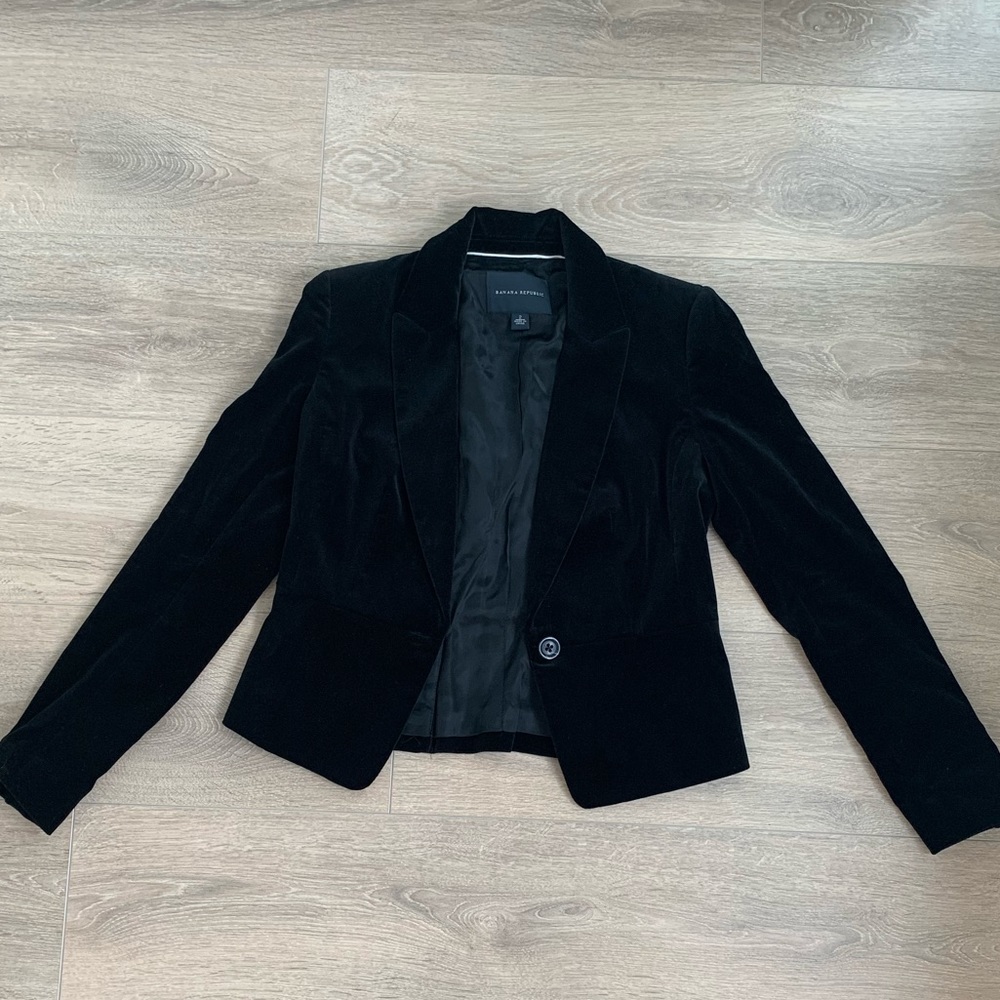 Banana Republic Velvet Blazer